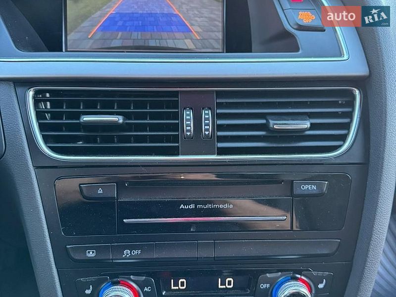 Седан Audi A4 2013 в Луцке