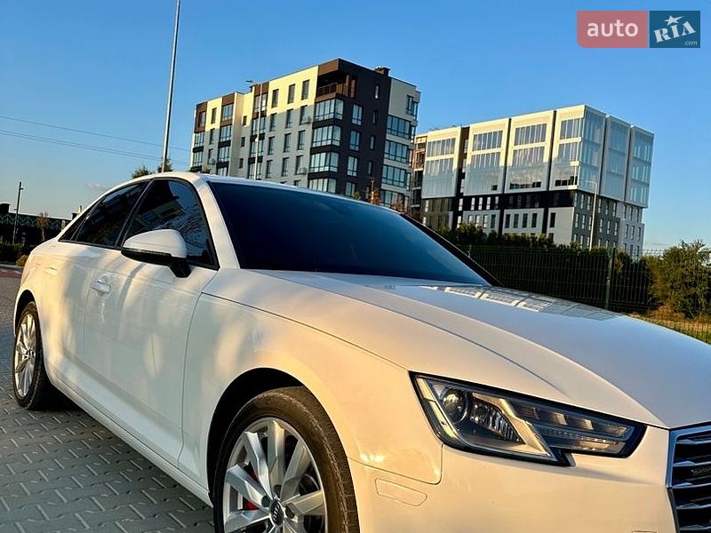 Седан Audi A4 2017 в Городку