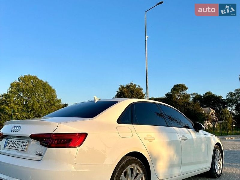 Седан Audi A4 2017 в Городку