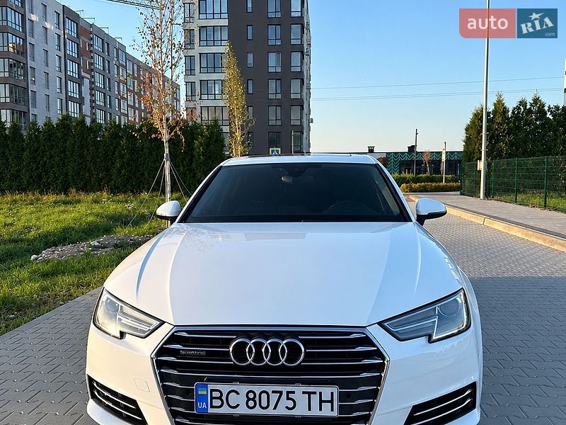 Седан Audi A4 2017 в Городку