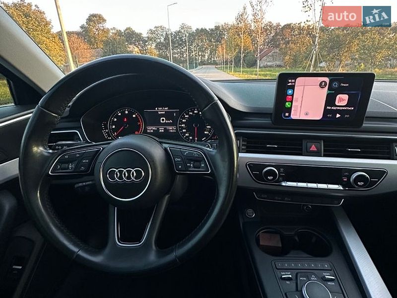 Седан Audi A4 2017 в Городку