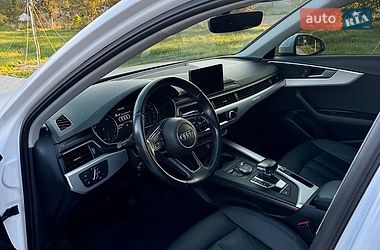 Седан Audi A4 2017 в Городку