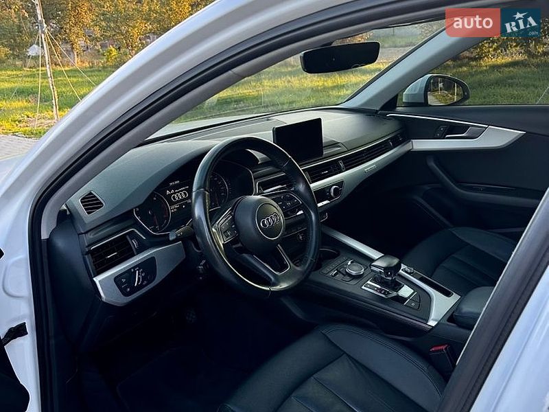 Седан Audi A4 2017 в Городку