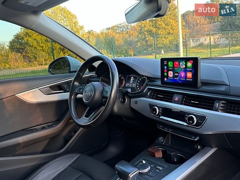 Седан Audi A4 2017 в Городку