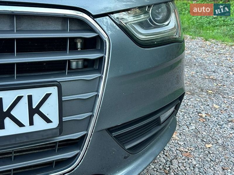 Седан Audi A4 2013 в Черкасах