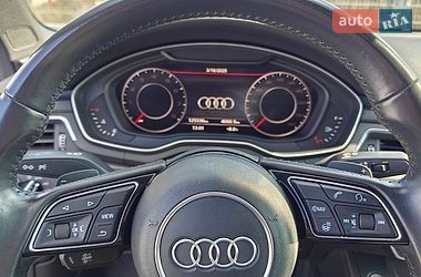 Седан Audi A4 2016 в Ровно
