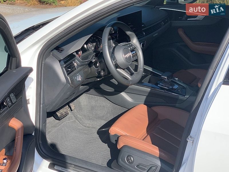 Седан Audi A4 2023 в Києві