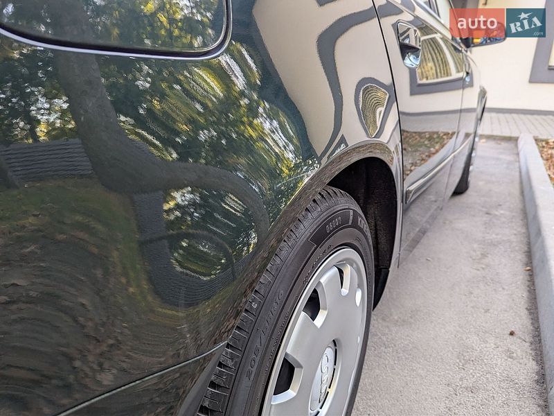 Універсал Audi A4 2005 в Звягелі