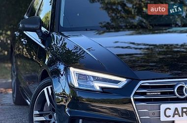 Седан Audi A4 2015 в Стрию