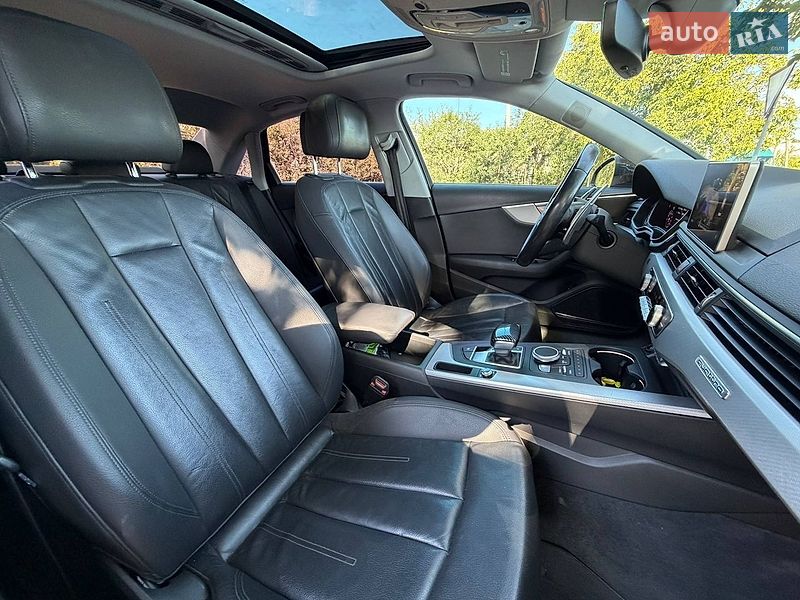 Седан Audi A4 2015 в Стрию