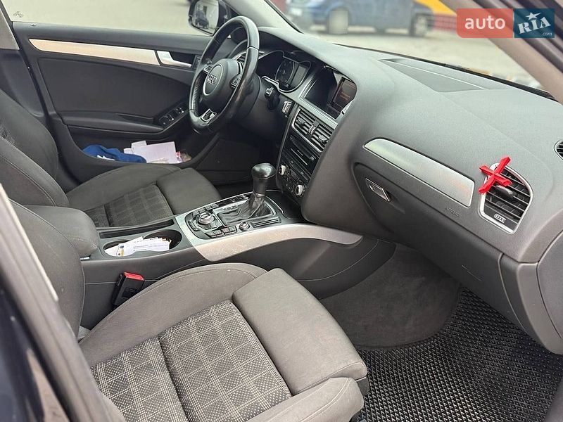 Універсал Audi A4 2012 в Сарнах