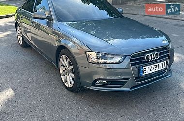 Седан Audi A4 2012 в Полтаве