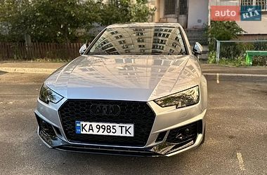 Седан Audi A4 2018 в Киеве