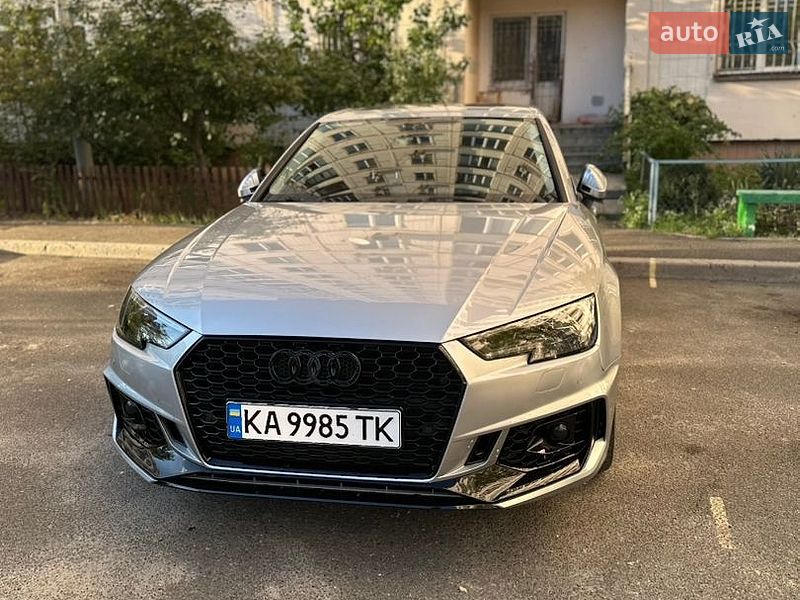 Седан Audi A4 2018 в Киеве