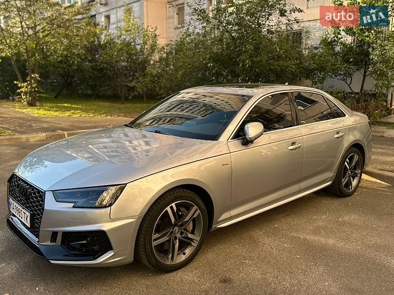 Седан Audi A4 2018 в Киеве