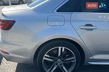 Седан Audi A4 2018 в Киеве