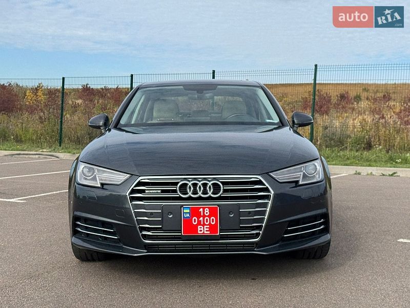 Седан Audi A4 2016 в Ровно