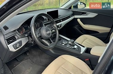 Седан Audi A4 2016 в Ровно