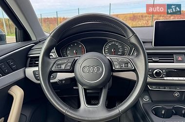 Седан Audi A4 2016 в Ровно