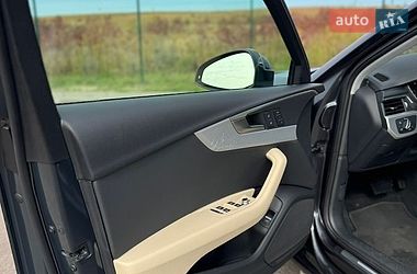 Седан Audi A4 2016 в Ровно