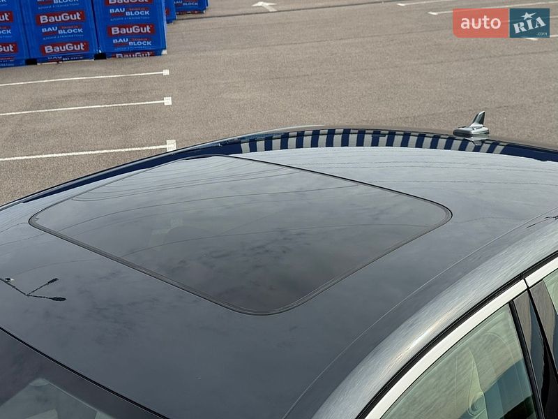 Седан Audi A4 2016 в Ровно