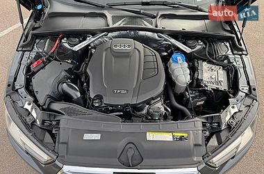 Седан Audi A4 2016 в Ровно