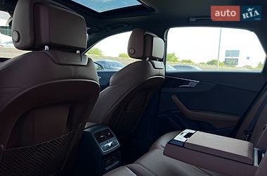 Седан Audi A4 2021 в Львові