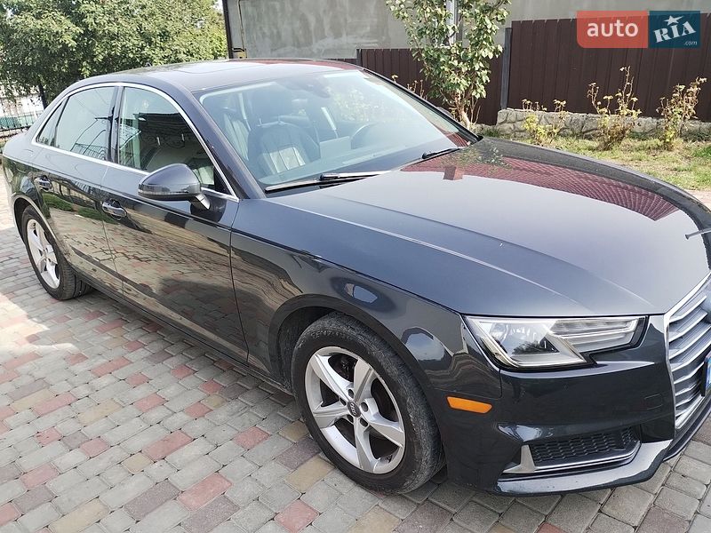 Седан Audi A4 2019 в Львові