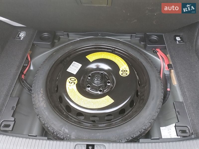 Седан Audi A4 2019 в Львові