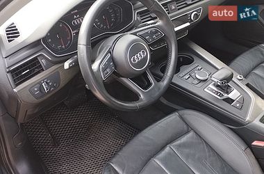 Седан Audi A4 2019 в Львові