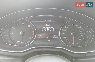 Седан Audi A4 2019 в Львові