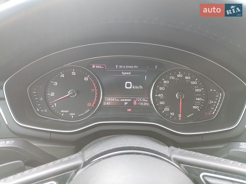 Седан Audi A4 2019 в Львові
