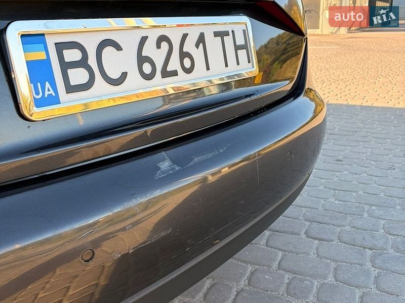 Седан Audi A4 2010 в Львові