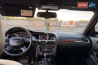 Седан Audi A4 2012 в Киеве