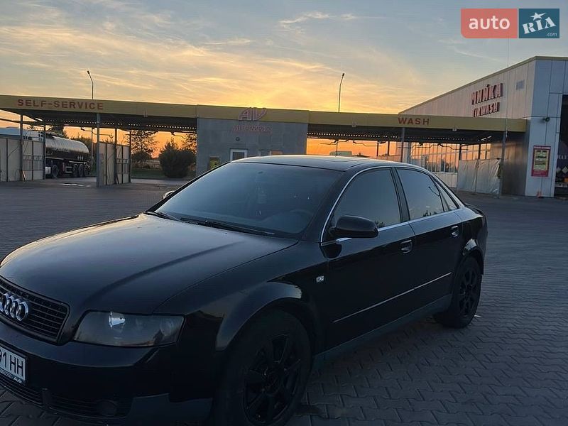 Седан Audi A4 2003 в Любомле