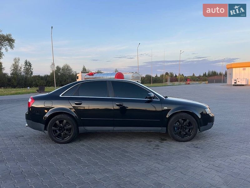 Седан Audi A4 2003 в Любомле