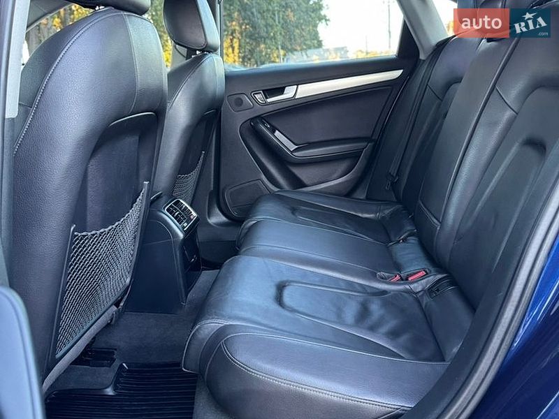 Седан Audi A4 2014 в Києві