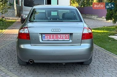 Седан Audi A4 2004 в Вишнівці