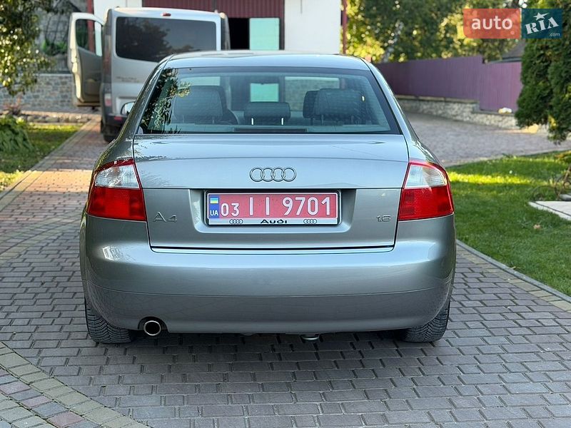 Седан Audi A4 2004 в Вишнівці