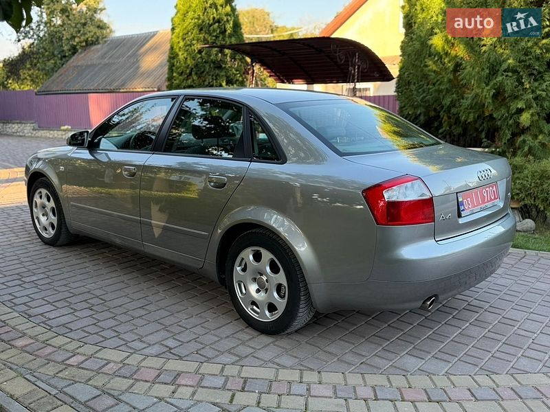 Седан Audi A4 2004 в Вишнівці