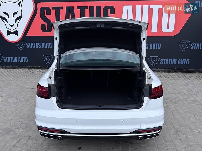 Седан Audi A4 2023 в Вінниці