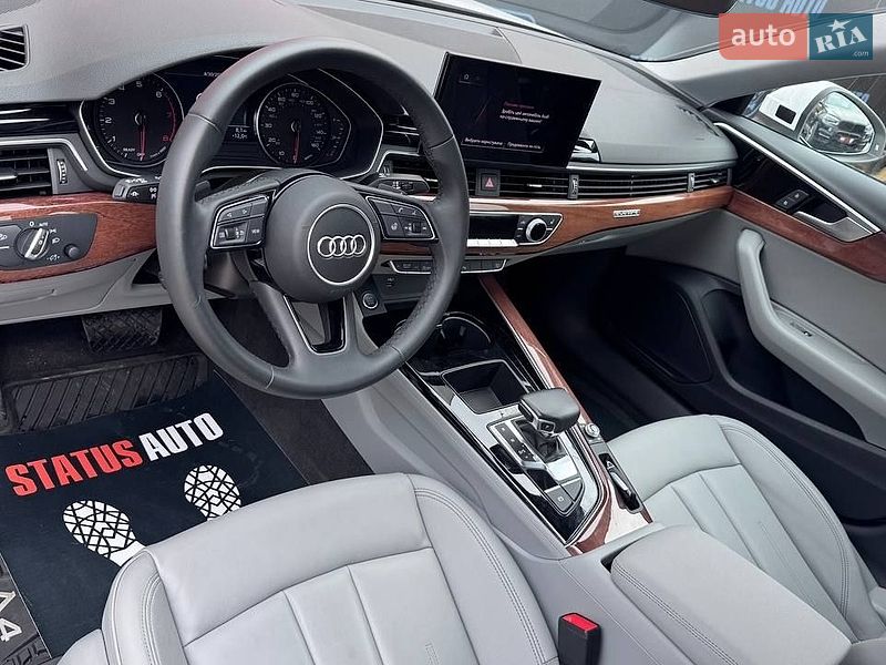 Седан Audi A4 2023 в Вінниці
