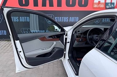 Седан Audi A4 2023 в Вінниці