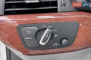 Седан Audi A4 2023 в Вінниці