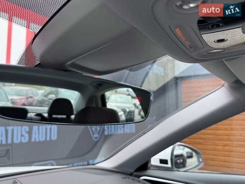 Седан Audi A4 2023 в Вінниці