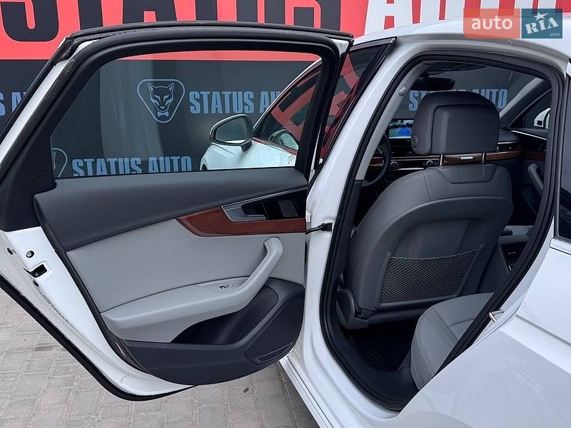 Седан Audi A4 2023 в Вінниці