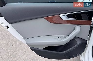 Седан Audi A4 2023 в Вінниці