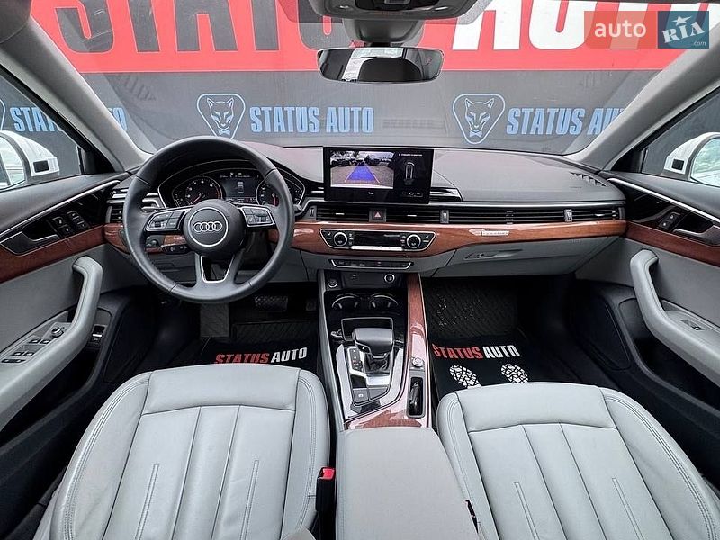 Седан Audi A4 2023 в Вінниці