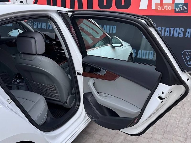 Седан Audi A4 2023 в Вінниці
