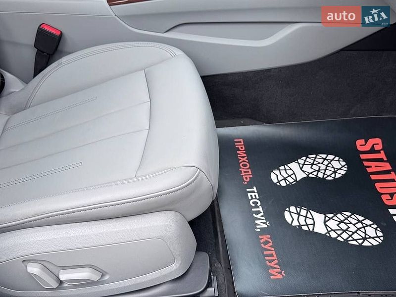 Седан Audi A4 2023 в Вінниці
